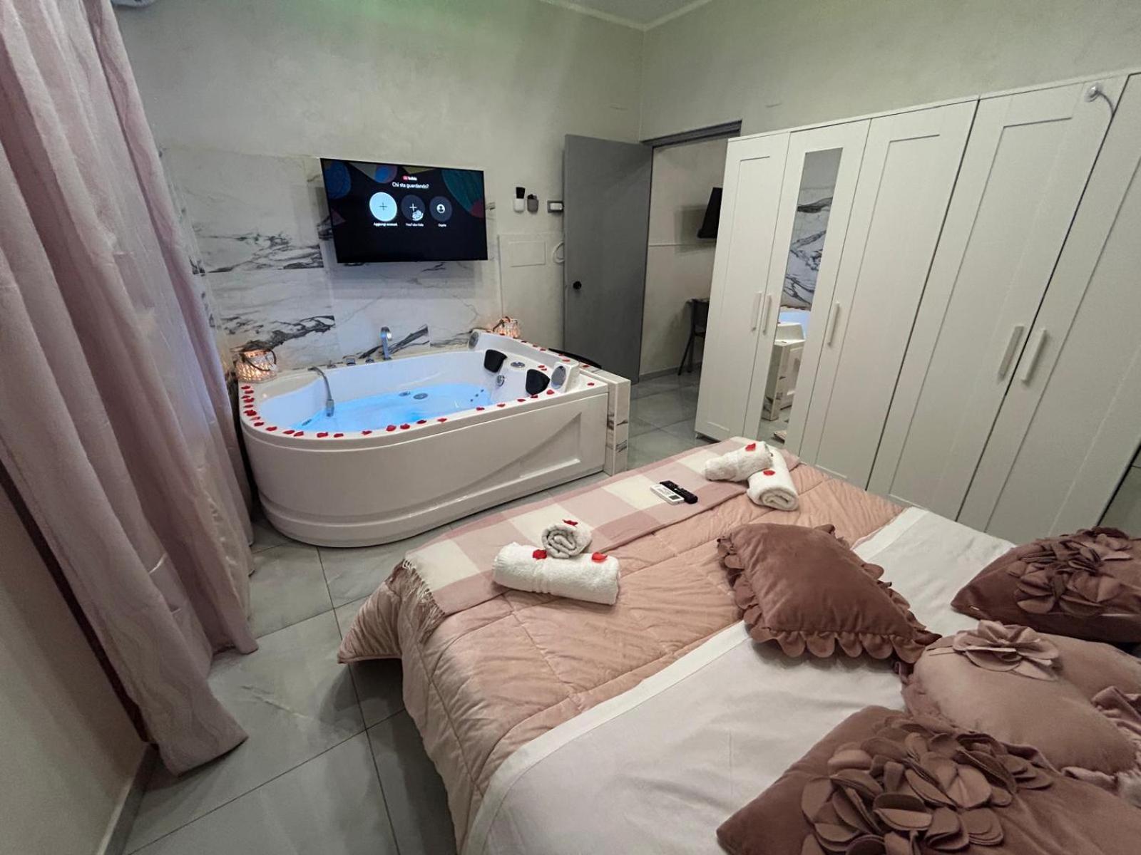 B&B House Napoli Cavour מראה חיצוני תמונה